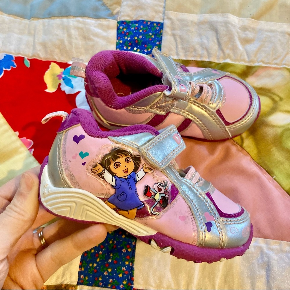 Y2K Dora the Explorer tennis shoes 2014